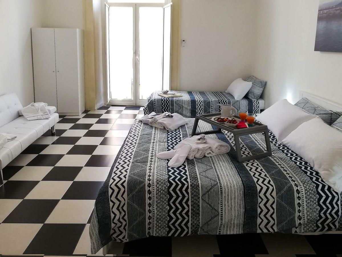 Mb Napoles Intera Casa Lägenhet Exteriör bild